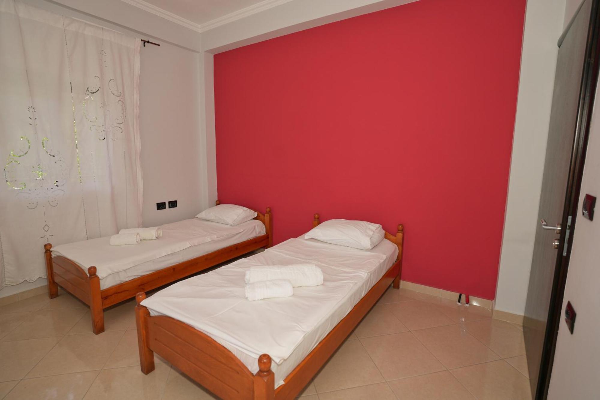 Vila Banushi Gjirokastër Esterno foto