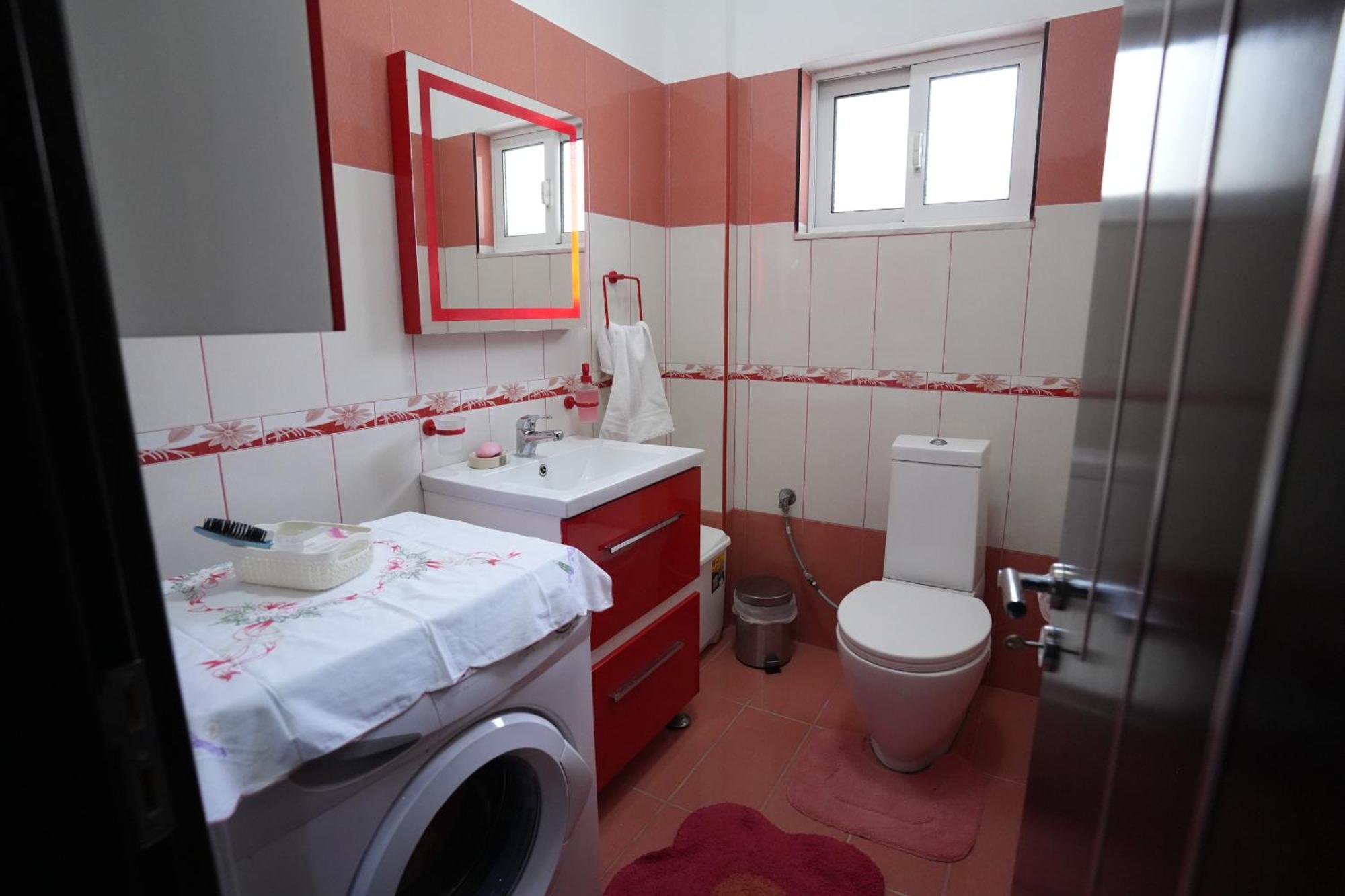 Vila Banushi Gjirokastër Esterno foto